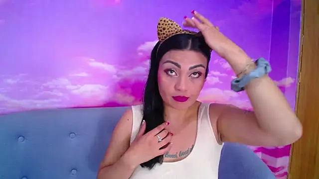 Snapshot of mei_kora chatting on 20, 11, 2025 mei kora online show from 20, 11, 2025