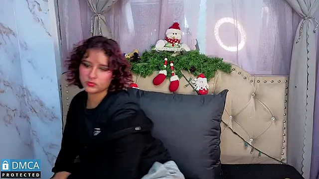 Snapshot of ahsly_Zam chatting on 18, 12, 2025 ahsly Zam online show from 18, 12, 2025