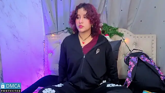 Snapshot of ahsly_Zam chatting on 20, 12, 2025 ahsly Zam online show from 20, 12, 2025