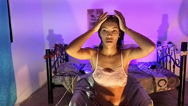 Snapshot of ginebra-n18 chatting on 1, 12, 2025 ginebra-n18 online show from 1, 12, 2025