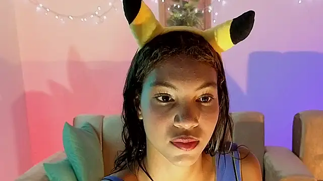 Snapshot of ginebra-n18 chatting on 14, 12, 2025 ginebra-n18 online show from 14, 12, 2025