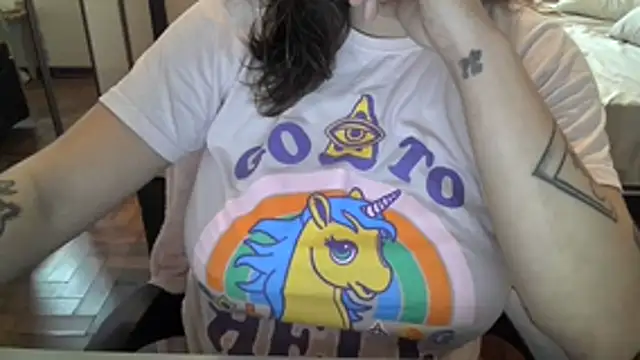 Snapshot of xxxluana chatting on 9, 2, 2026 xxxluana online show from 9, 2, 2026