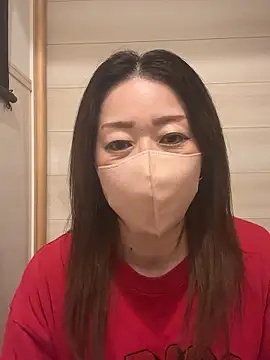 Snapshot of ---AN--- chatting on 18, 12, 2025 ---AN--- online show from 18, 12, 2025