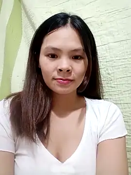 quynhquynh  online show from 22, 11, 2025