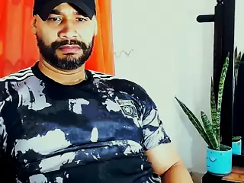 Snapshot of musclehetero chatting on 31, 5, 2026 musclehetero online show from 31, 5, 2026