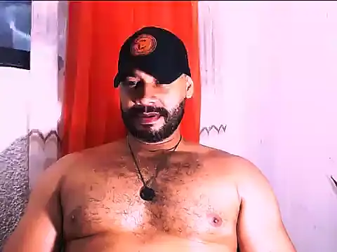 Snapshot of musclehetero chatting on 3, 6, 2026 musclehetero online show from 3, 6, 2026