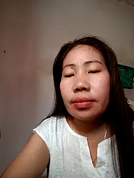 Snapshot of Reema_143 chatting on 24, 11, 2025 Reema 143 online show from 24, 11, 2025