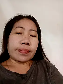 Snapshot of Reema_143 chatting on 26, 11, 2025 Reema 143 online show from 26, 11, 2025