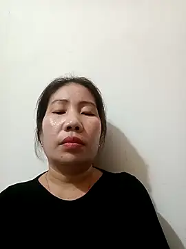 Snapshot of Reema_143 chatting on 1, 12, 2025 Reema 143 online show from 1, 12, 2025