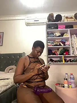 Snapshot of Thickbrat75 chatting on 19, 12, 2025 Thickbrat75 online show from 19, 12, 2025