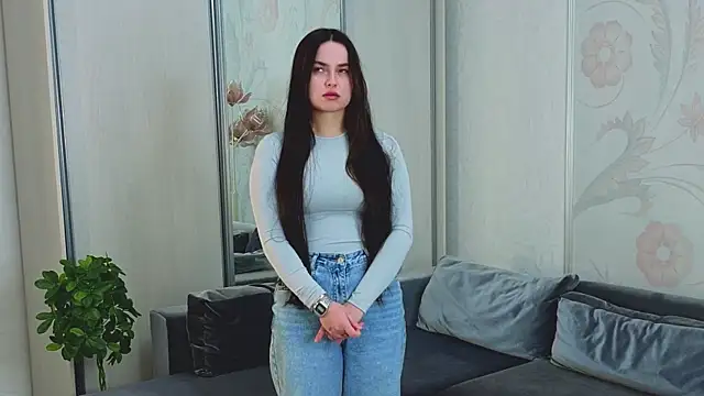 Snapshot of UmbraViola chatting on 14, 12, 2025 UmbraViola online show from 14, 12, 2025