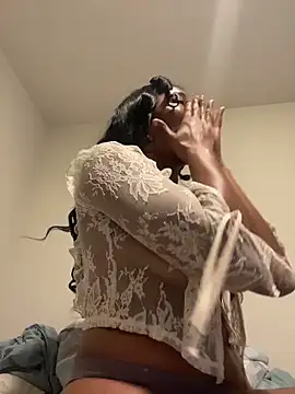 Snapshot of LelaniRose chatting on 14, 12, 2025 LelaniRose online show from 14, 12, 2025