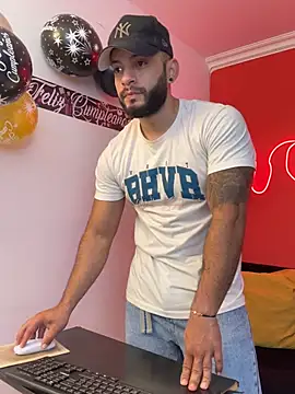 Mike savage3 online show from 17, 2, 2026