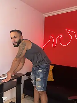 Mike savage3 online show from 14, 4, 2026