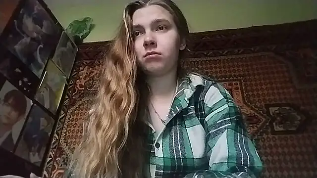 Snapshot of KikiBang chatting on 29, 11, 2025 KikiBang online show from 29, 11, 2025