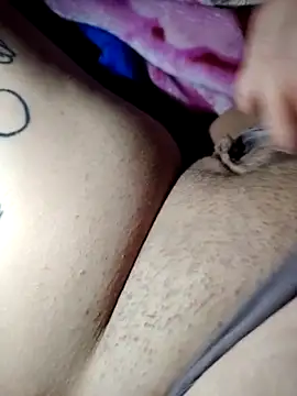 Snapshot of Kingaandqueenn chatting on 27, 11, 2025 Kingaandqueenn online show from 27, 11, 2025