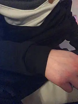 Spielzeugtwink online show from 4, 2, 2026