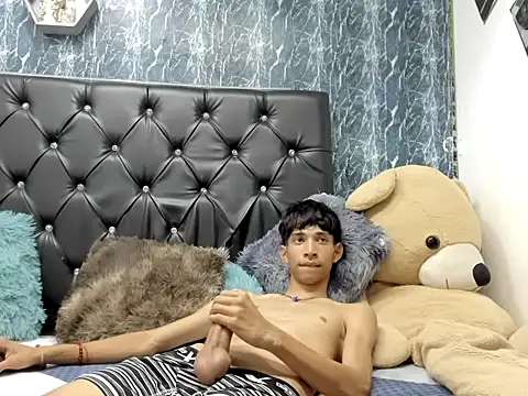 Snapshot of cruzitojpx18 chatting on 28, 11, 2025 cruzitojpx18 online show from 28, 11, 2025