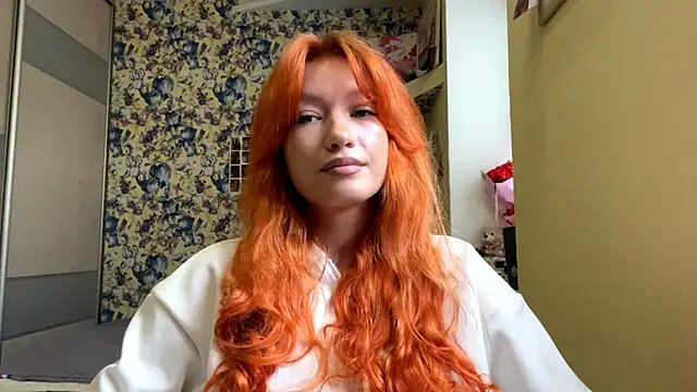 Snapshot of NamiSerene chatting on 20, 11, 2025 NamiSerene online show from 20, 11, 2025