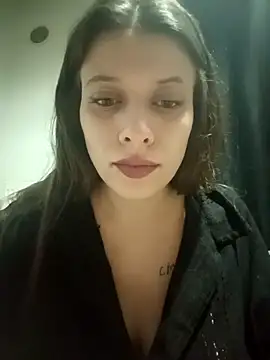 Snapshot of DevinAras chatting on 28, 11, 2025 DevinAras online show from 28, 11, 2025