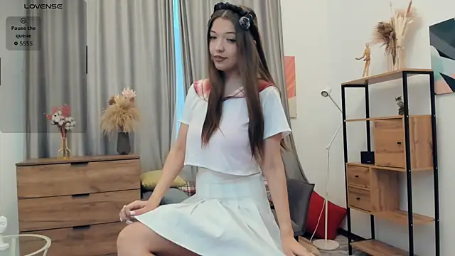 Snapshot of SalliePrutt chatting on 4, 12, 2025 SalliePrutt online show from 4, 12, 2025