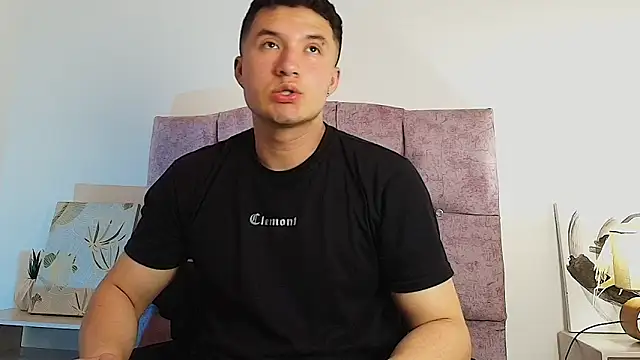 Snapshot of Ethan-Connor chatting on 27, 11, 2025 Ethan-Connor online show from 27, 11, 2025