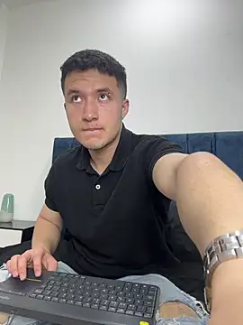 Snapshot of Ethan-Connor chatting on 28, 11, 2025 Ethan-Connor online show from 28, 11, 2025