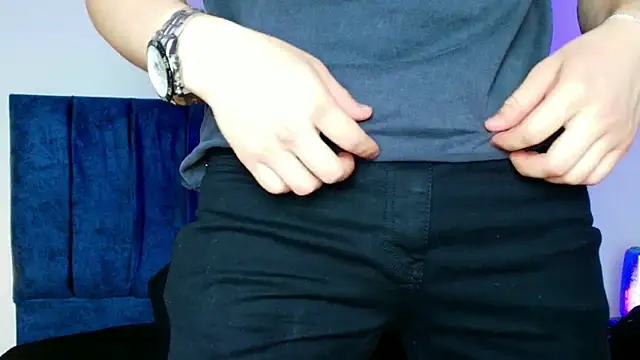 Snapshot of Ethan-Connor chatting on 4, 12, 2025 Ethan-Connor online show from 4, 12, 2025