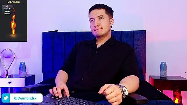 Snapshot of Ethan-Connor chatting on 7, 1, 2026 Ethan-Connor online show from 7, 1, 2026