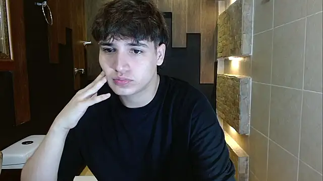 Snapshot of JakeSummer_ chatting on 5, 2, 2026 JakeSummer online show from 5, 2, 2026