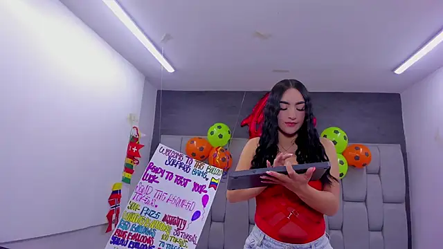 Snapshot of Sarita_Ass chatting on 17, 6, 2026 Sarita Ass online show from 17, 6, 2026