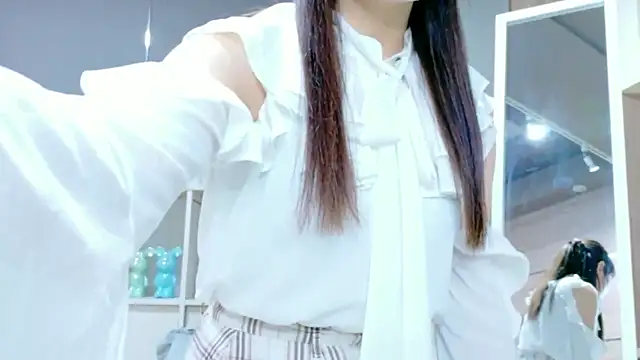 Nami-jpn online show from 2, 12, 2025