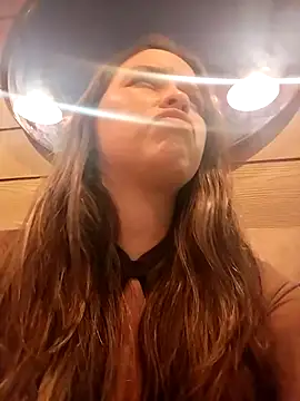 Snapshot of Little__Danni1 chatting on 23, 11, 2025 Little Danni1 online show from 23, 11, 2025