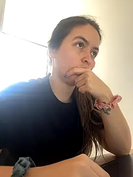 Snapshot of Little__Danni1 chatting on 1, 12, 2025 Little Danni1 online show from 1, 12, 2025