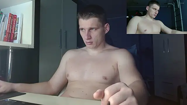 Snapshot of Poliglotjoe1 chatting on 5, 12, 2025 Poliglotjoe1 online show from 5, 12, 2025