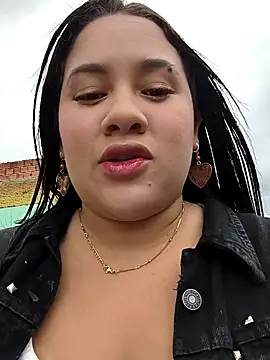 Kendra-daring online show from 6, 4, 2026