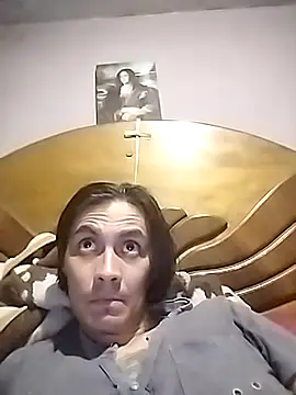 dejavujade online show from 5, 4, 2026