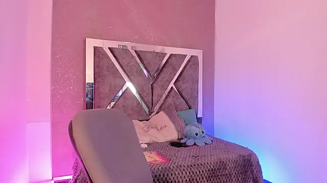 Snapshot of frany_wolf_ chatting on 3, 12, 2025 frany wolf online show from 3, 12, 2025