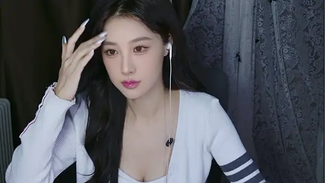 huanxbaby online show from 5, 12, 2025