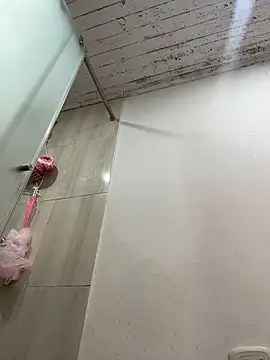 Snapshot of _MileyBerry chatting on 26, 11, 2025 MileyBerry online show from 26, 11, 2025