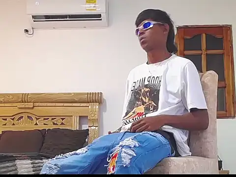 black boy22  online show from 4, 12, 2025