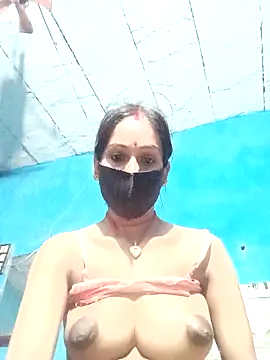 Snapshot of Nandani-758 chatting on 8, 4, 2026 Nandani-758 online show from 8, 4, 2026