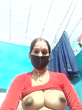 Snapshot of Nandani-758 chatting on 13, 4, 2026 Nandani-758 online show from 13, 4, 2026