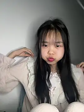 Kiee-lee online show from 5, 3, 2026