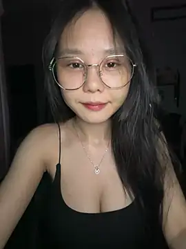 Kiee-lee online show from 12, 7, 2026