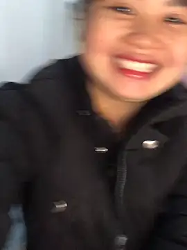 Snapshot of dovia-ba chatting on 2, 12, 2025 dovia-ba online show from 2, 12, 2025