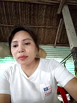 Snapshot of akura-03 chatting on 3, 12, 2025 akura-03 online show from 3, 12, 2025