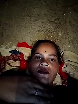 Snapshot of mamata_jo chatting on 20, 12, 2025 mamata jo online show from 20, 12, 2025