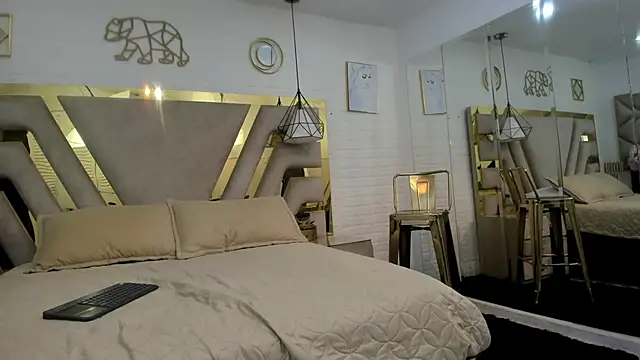 molly madisson  online show from 7, 1, 2026