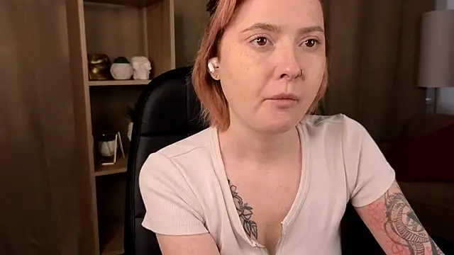 Snapshot of LaylaCookies_ chatting on 28, 11, 2025 LaylaCookies online show from 28, 11, 2025